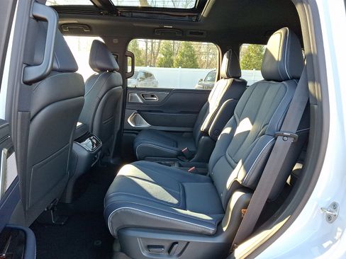 New 2026 INFINITI QX80 4WD image 7