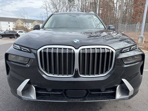 Used 2023 BMW X7 xDrive40i w/ Executive Package image 9
