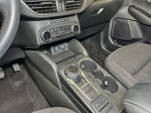 Certified 2024 Ford Escape Active AWD/4WD image 42