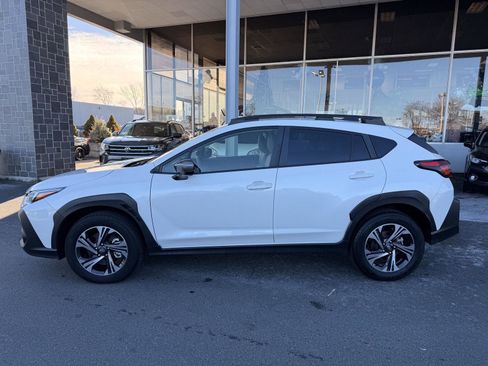 Certified 2024 Subaru Crosstrek 2.0i Premium image 2