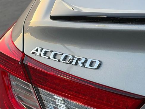 Used 2022 Honda Accord Sport image 8