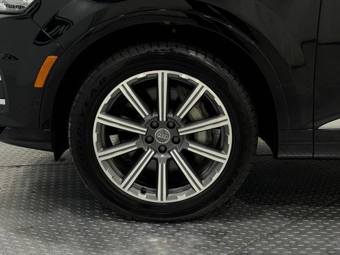 Used 2019 Audi Q7 3.0T Premium Plus AWD/4WD image 37