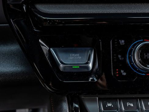 Used 2025 GMC Sierra 1500 AT4 w/ AT4 Premium Package image 22