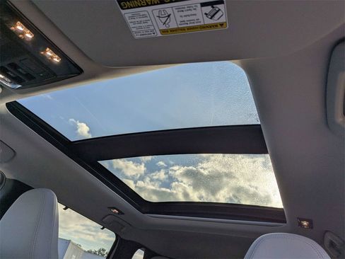 New 2026 Mitsubishi Outlander SEL image 21