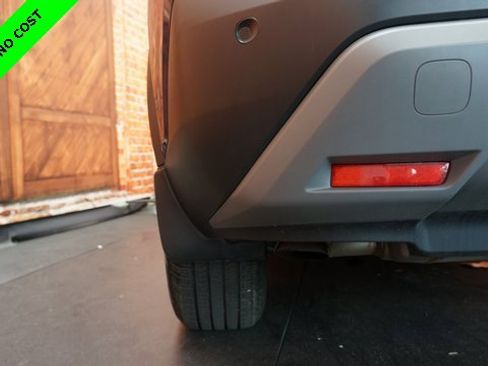 Used 2022 Nissan Rogue S image 80