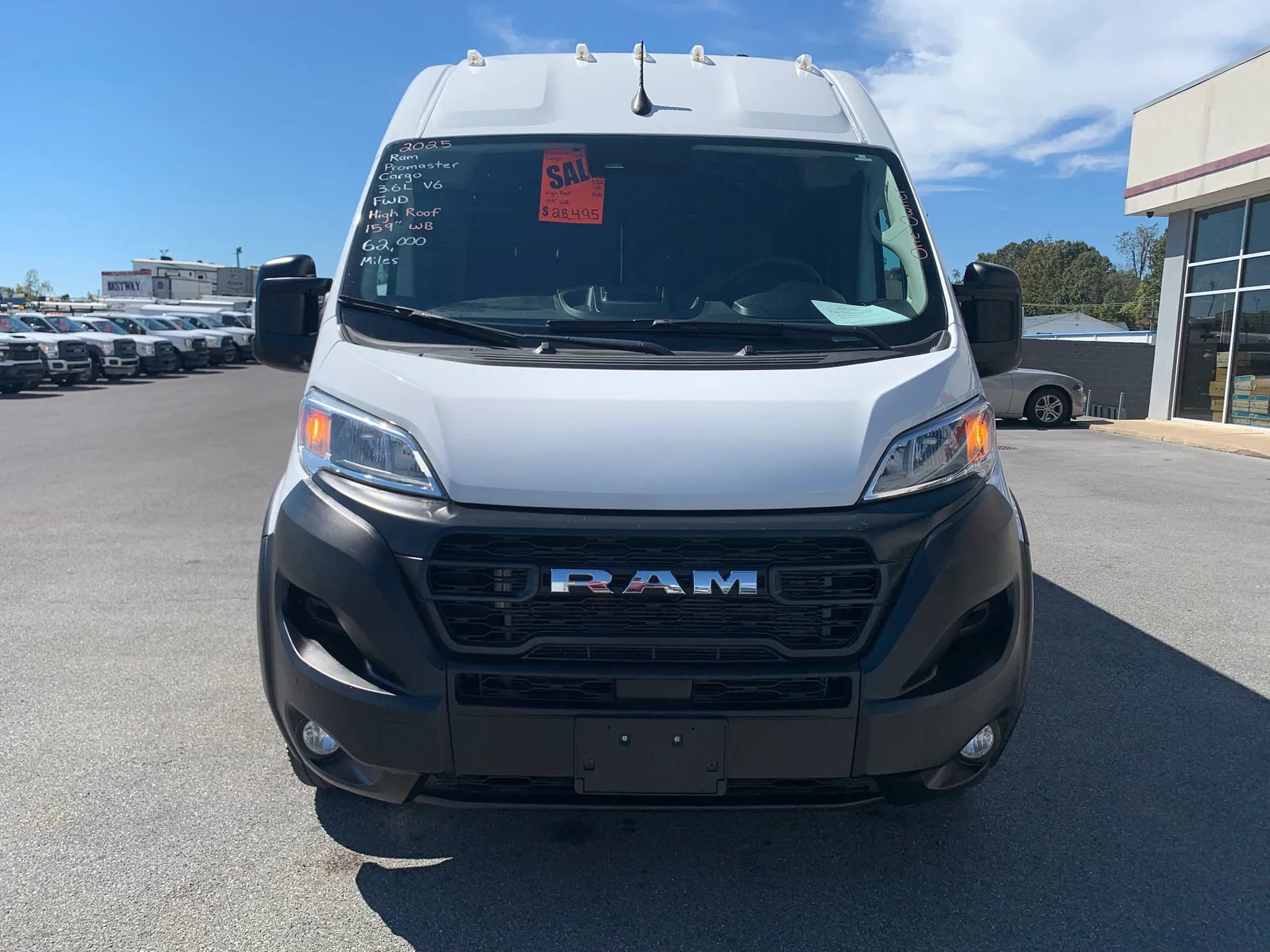Used 2025 RAM ProMaster 2500 w/ Convenience Group FWD image 2