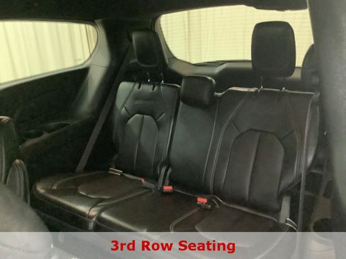 Used 2025 Chrysler Pacifica Select FWD image 20