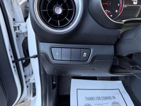 Used 2022 Kia Forte Sedan image 15