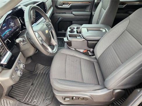 Used 2024 Chevrolet Silverado 1500 LT image 13