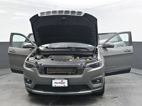 Used 2020 Jeep Cherokee Limited FWD image 53