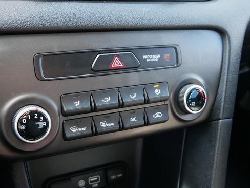 Used 2018 Kia Sportage LX image 22