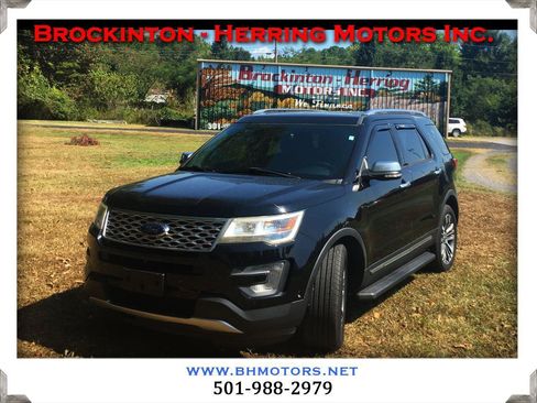 Used 2017 Ford Explorer Platinum AWD/4WD image 1
