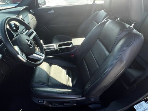 Used 2008 Ford Mustang Deluxe image 11