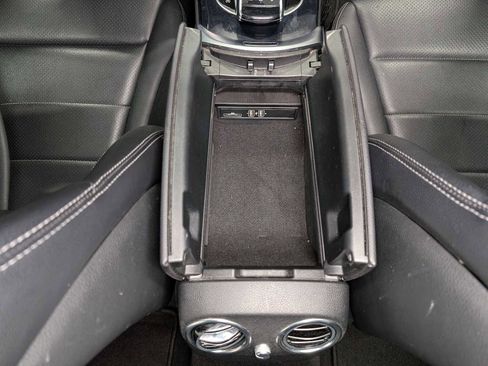 Used 2015 Mercedes-Benz C 300 Sport image 22