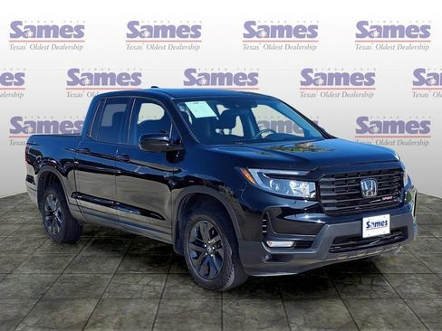 Used 2023 Honda Ridgeline Sport image 1
