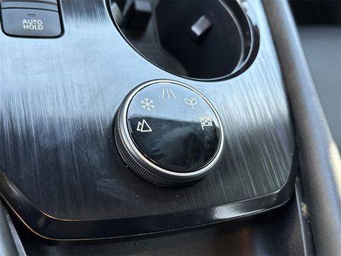 Certified 2021 Nissan Rogue Platinum image 36