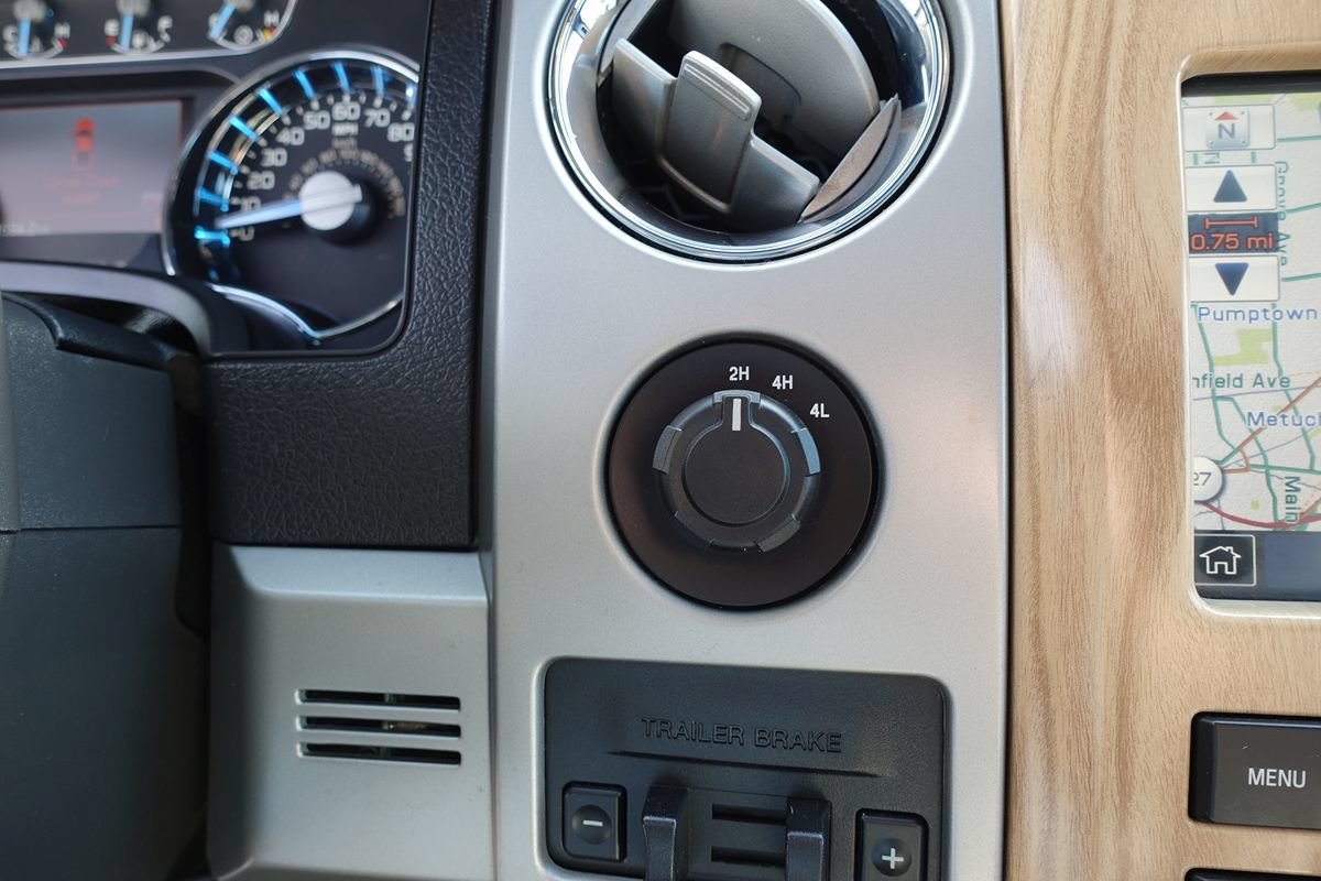 Used 2011 Ford F150 Lariat w/ Lariat Plus Pkg AWD/4WD image 55
