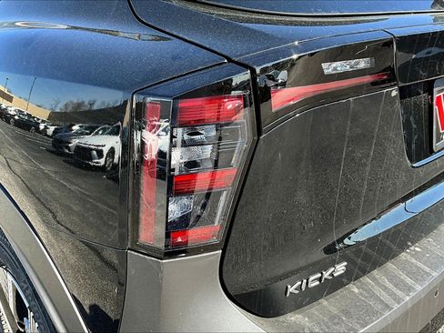 New 2026 Nissan Kicks SV FWD image 14