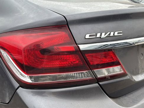 Used 2015 Honda Civic SE image 8