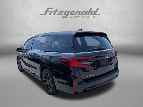 Used 2025 Honda Odyssey Sport-L image 4
