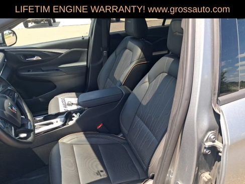 Used 2025 Buick Envista Avenir FWD image 13