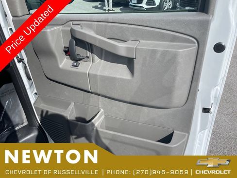 Used 2024 Chevrolet Express 2500 w/ Driver Convenience Package RWD image 17