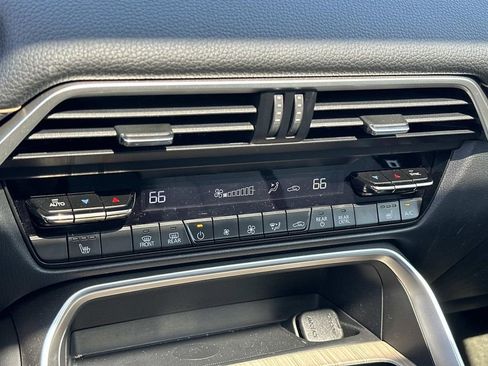 Used 2025 MAZDA CX-70 3.3 Turbo w/ Premium Package image 14