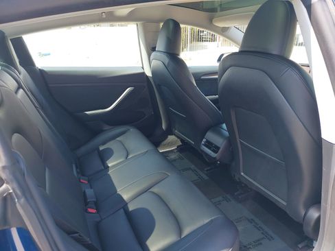 Used 2023 Tesla Model 3 Standard Range RWD image 11