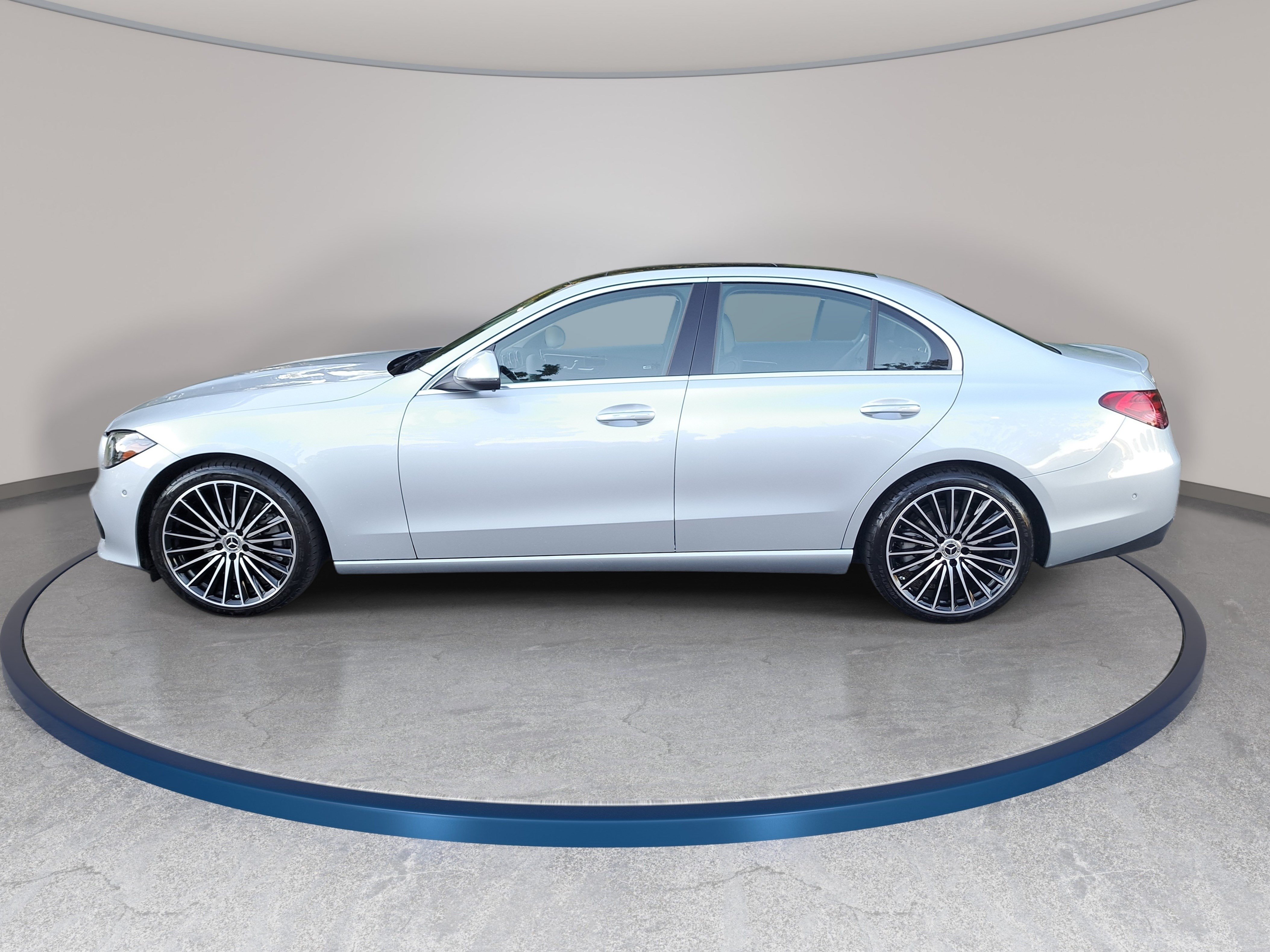 Used 2026 Mercedes-Benz C 300 Sedan image 9