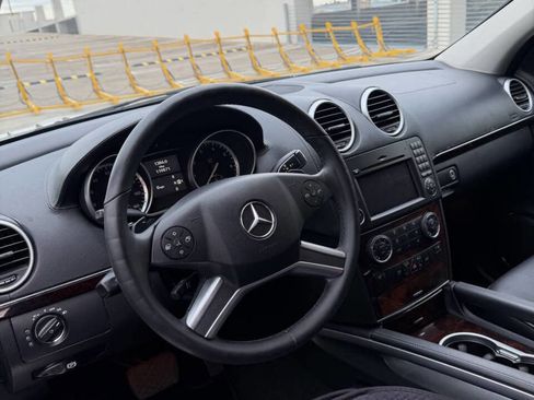 Used 2010 Mercedes-Benz GL 450 4MATIC image 10