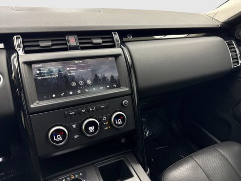 Used 2020 Land Rover Discovery SE AWD/4WD image 24