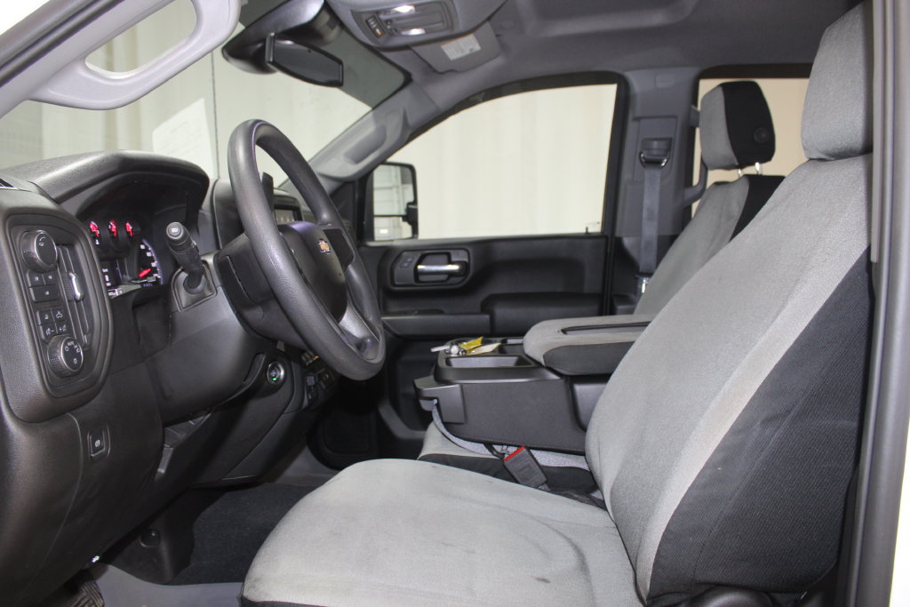 Used 2025 Chevrolet Silverado 2500 Custom w/ Custom Value Package AWD/4WD image 31