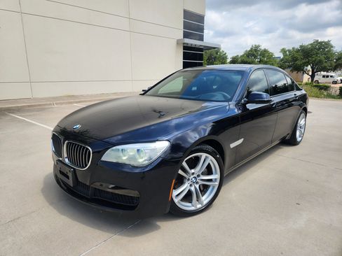 Used 2014 BMW 740Li image 2