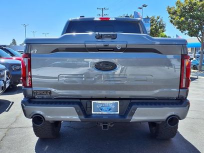 New 2026 Ford F150 Lariat w/ Equipment Group 501A Mid