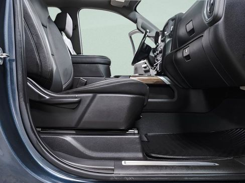 Used 2021 Chevrolet Silverado 1500 RST w/ True North Edition Plus AWD/4WD image 36