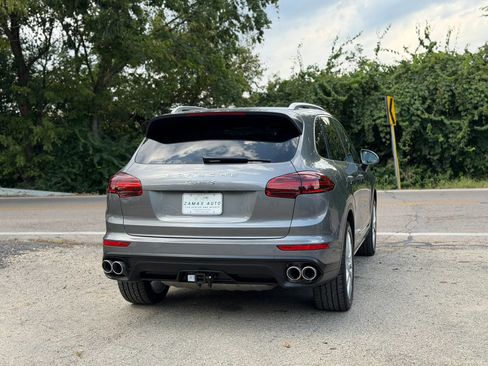 Used 2016 Porsche Cayenne S AWD/4WD image 10