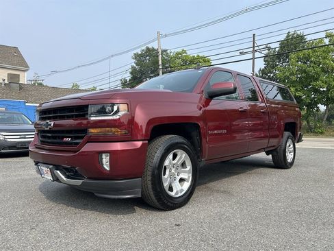 Used 2017 Chevrolet Silverado 1500 LT w/ All Star Edition AWD/4WD image 1