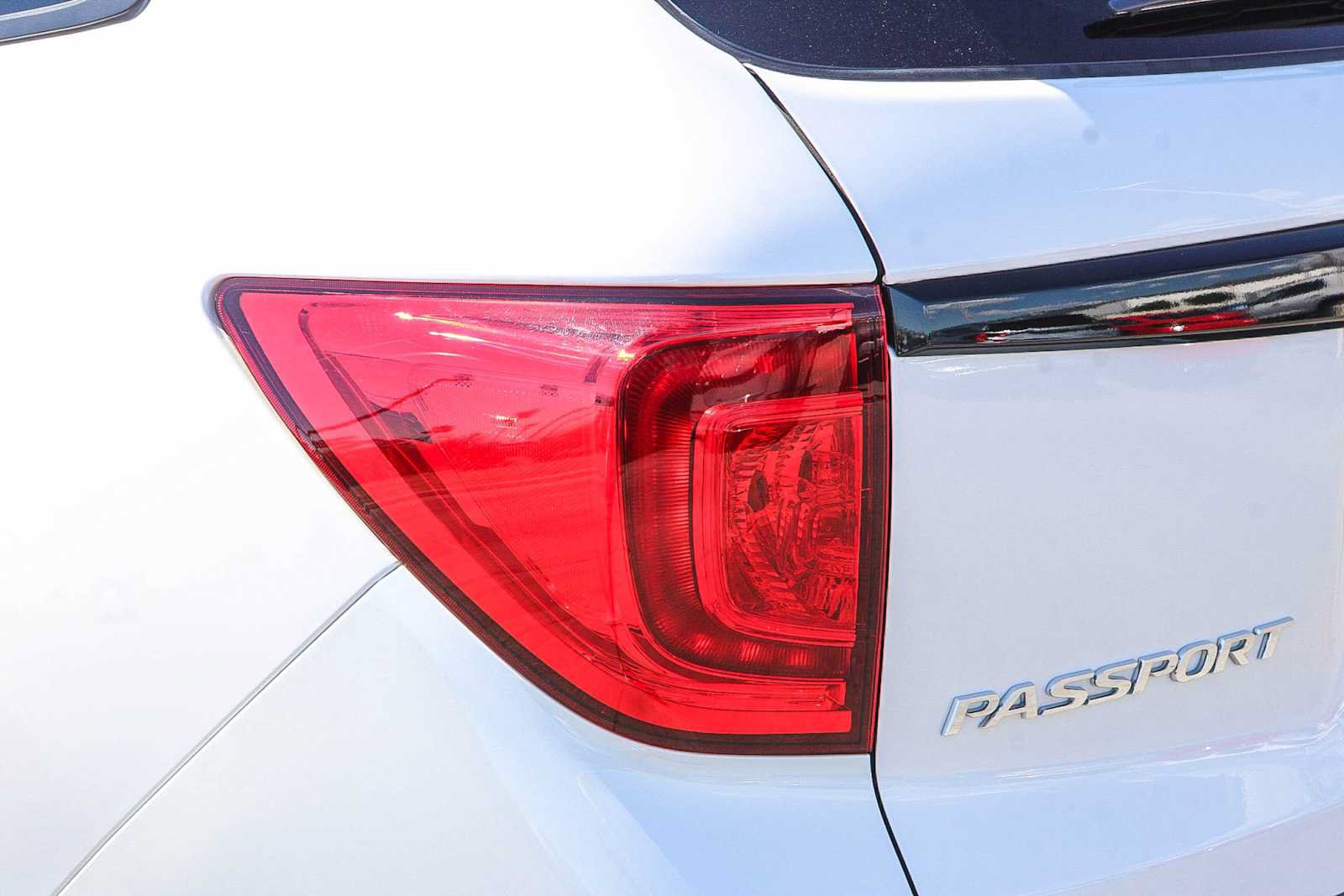 Certified 2024 Honda Passport EX-L image 9