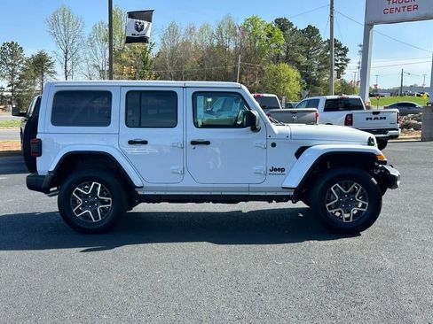 New 2025 Jeep Wrangler Sahara w/ Dual Top Group image 9