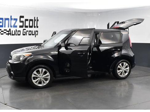 Used 2015 Kia Soul + FWD image 26