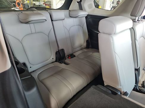 Used 2023 Honda Pilot Elite image 22