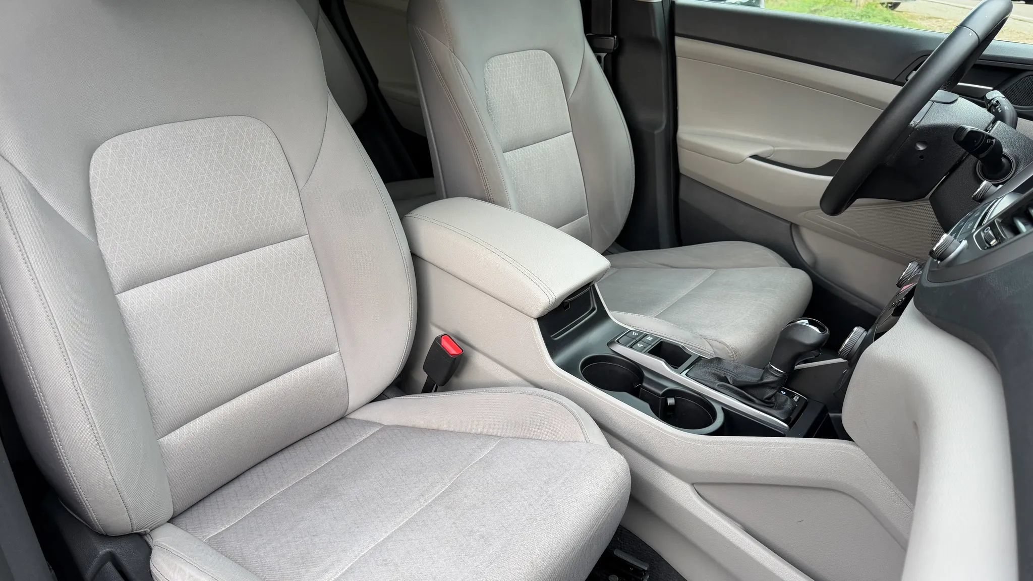 Used 2018 Hyundai Tucson Value FWD image 28
