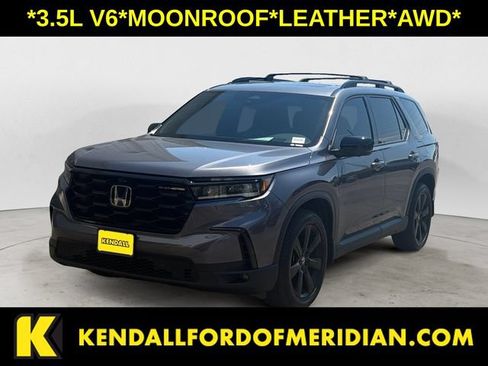 Used 2025 Honda Pilot Black Edition image 1