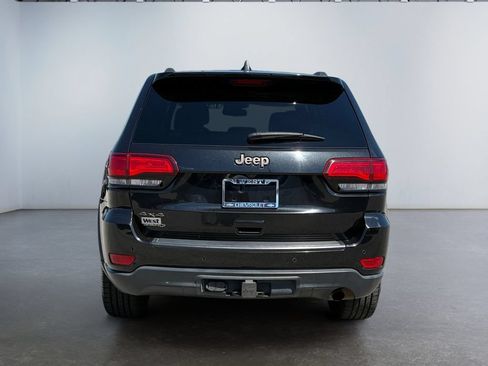 Used 2016 Jeep Grand Cherokee Laredo 75th Anniversary AWD/4WD image 4