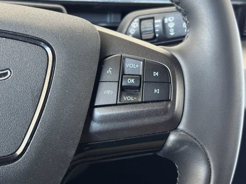 Used 2023 Ford Mustang Mach-E Select RWD image 29