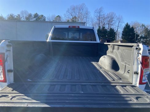 Used 2020 RAM 3500 Tradesman image 9