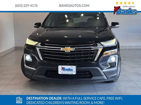Certified 2022 Chevrolet Traverse LT image 3