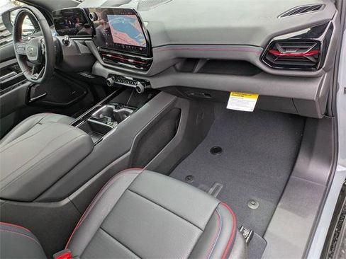 New 2025 Chevrolet Silverado EV RST image 31