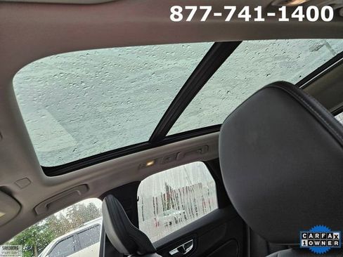 Certified 2025 Volvo XC60 B5 Core image 19