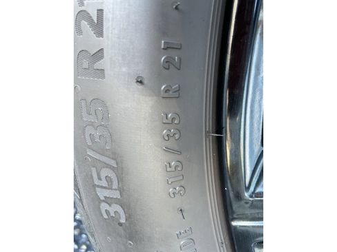 Used 2024 BMW X6 xDrive40i w/ Executive Package image 28